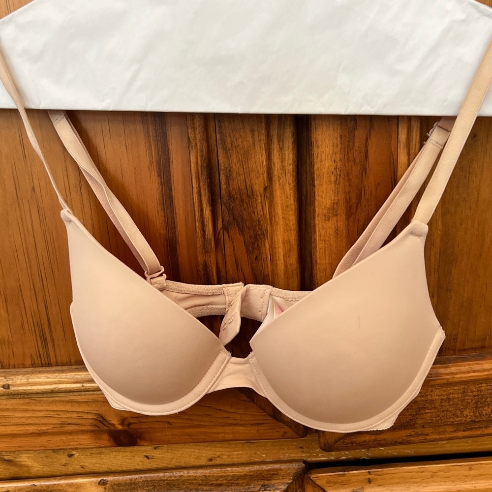 Victoria’s Secret PINK Push Up Bra 32B